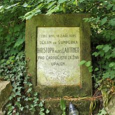 Pomník děkana Lauttnera v Mohelnici v parku