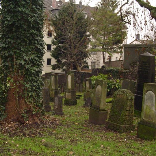 Alter Jüdischer Friedhof an der Weißenburgstraße