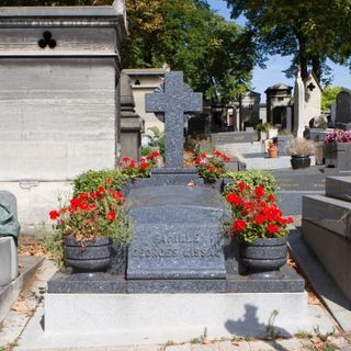 Grave of Lissac