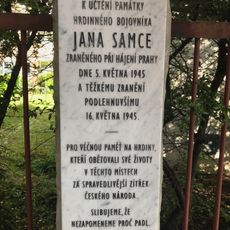 Pamětní deska Jana Samce v ulici U nových domů II v Praze