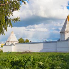 Стены с десятью башнями (стены и башни) (Суздаль)