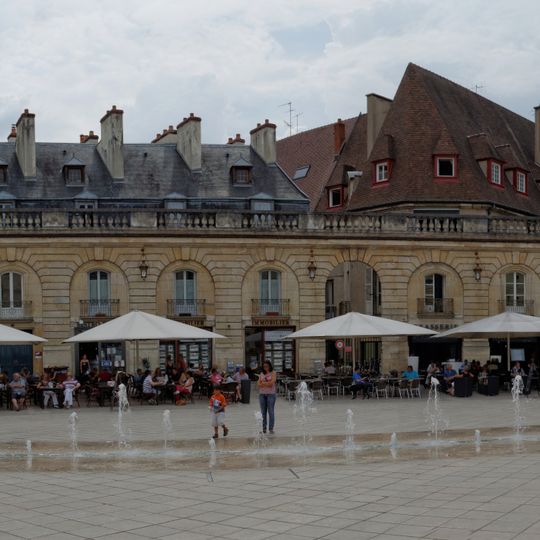 Immeuble, 2 place de la Libération