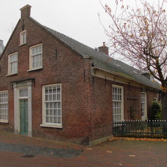 Voorbaan 32, Huizen