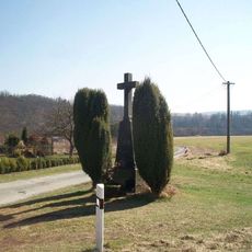 Kříž jižně od Nadryb