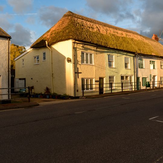 207-213, High Street