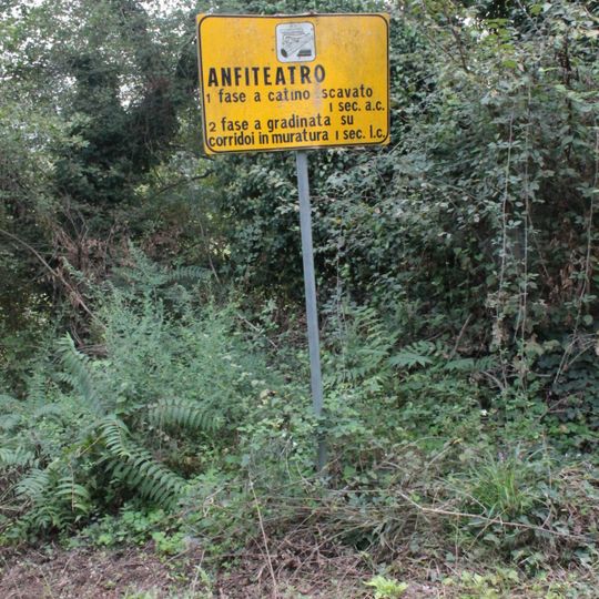 Anfiteatro romano di Cales