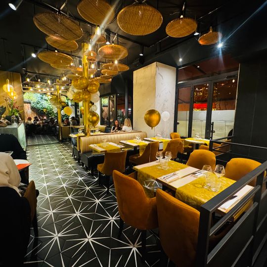 CHOK DEE café