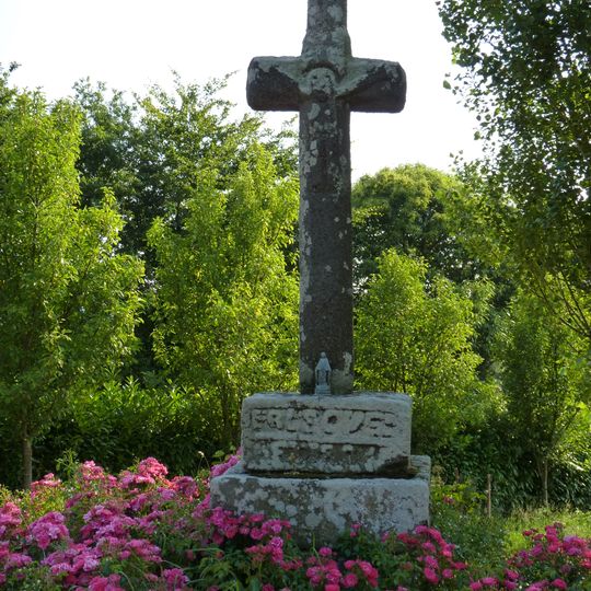 Croix de chemin de Darnouët