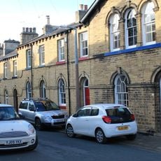 10-16, Constance Street