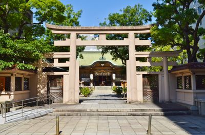 Entrance 0