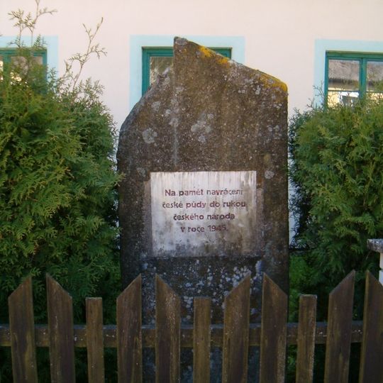 Pamětní kámen o navrácení české půdy