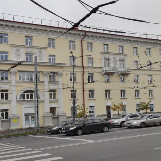 Здание общежития университета