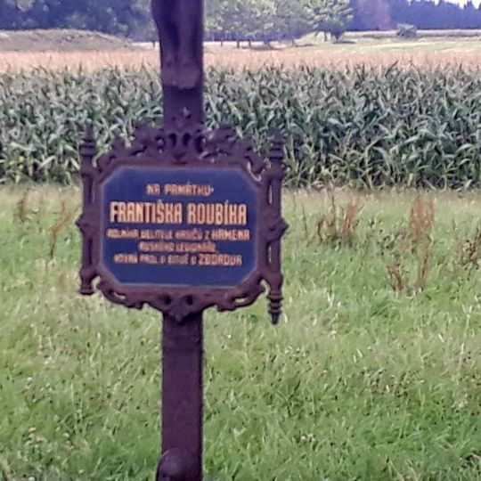 Kříž východně od Kamene