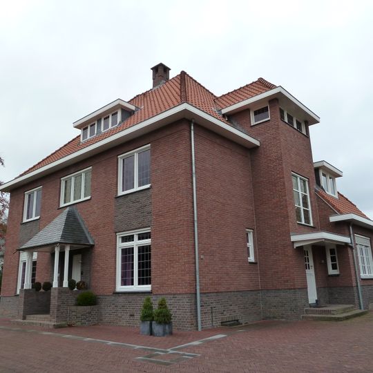 Valkenburgerweg 16, Nuth