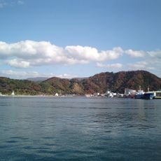 Tezutsu-yama