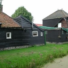 Dorpsstraat 42, Watergang