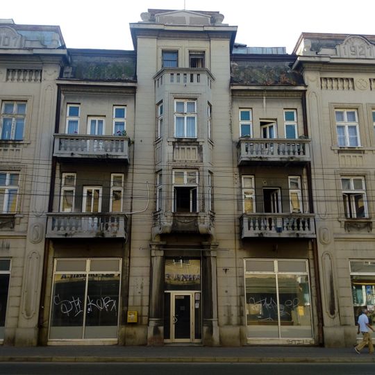 Зграда у Ул. Станка Пауновића 7 у Нишу