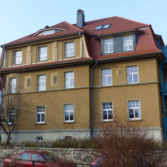 Wohnhaus Leibnizstraße 2