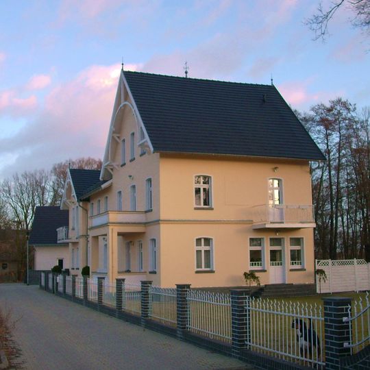 Wohnhaus und parkartiger Garten An der Kummelmühle 1