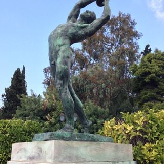 Discus-thrower statue, Athens