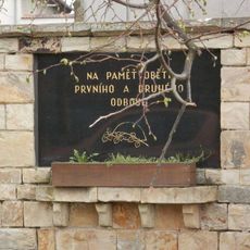 Pomník padlým z 1. a 2. světové války v Křešicích u Litoměřic