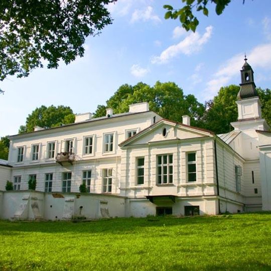 Palace in Snopków