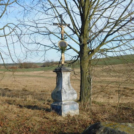 Kříž severně od Horní Cerekve