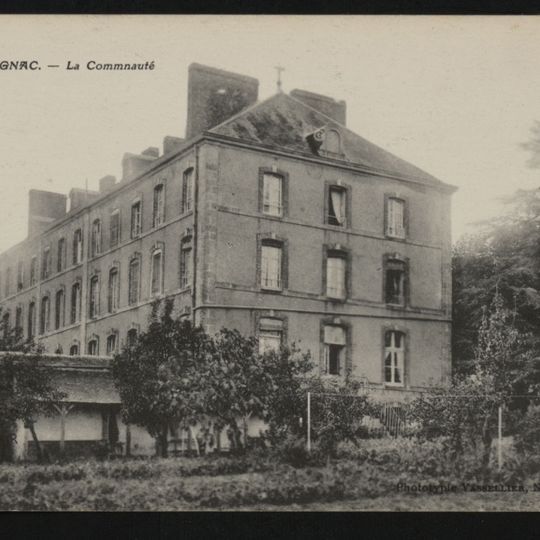 Couvent des Sœurs de la Croix de Merdrignac