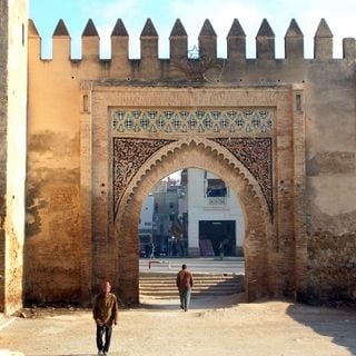 Bab al-Amer