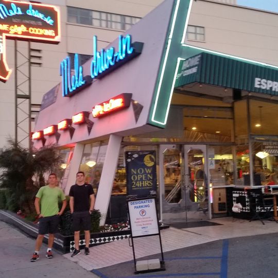 Mel's Drive In