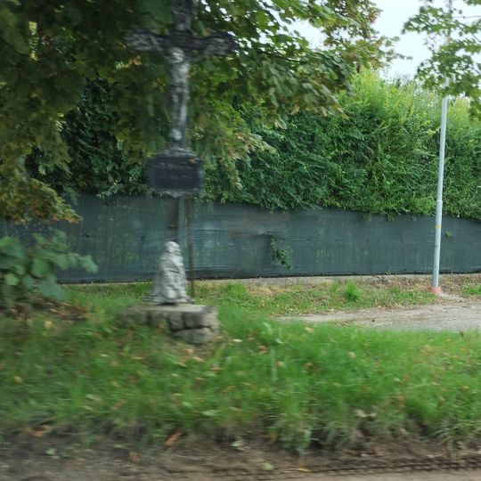 Kříž na severním okraji obce