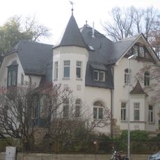 Villa mit Garten Bernhardstraße 98