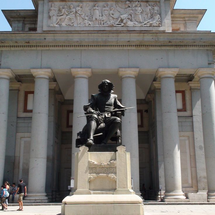Statue of Velázquez