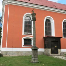 Sloup Nejsvětější Trojice u kostela svatého Martina v Nejdku