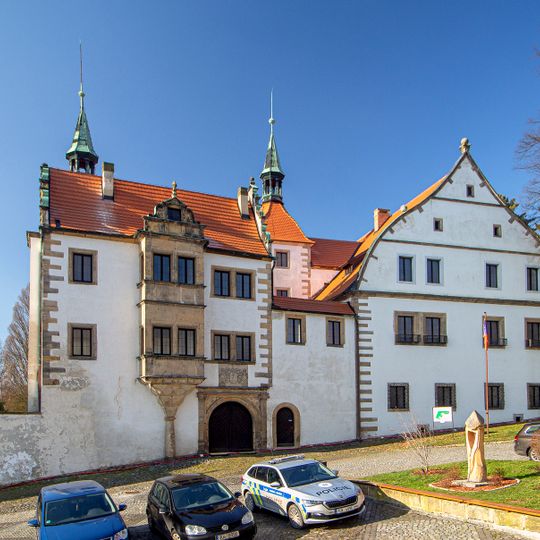 Benešov nad Ploučnicí Castle