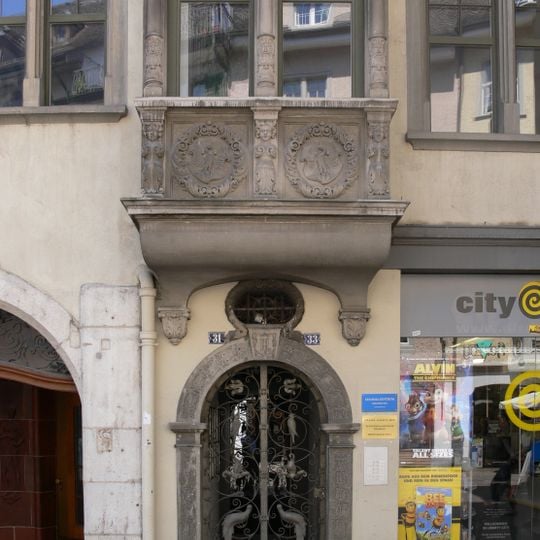 Haus zum Paradiesvogel / zum Goldenen Sternen