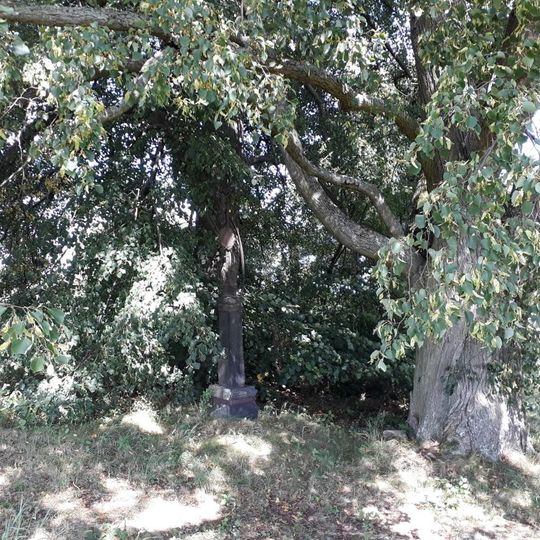 Kříž jižně od Netěchovic