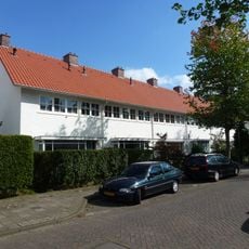 Witte Dorp: rij tweelaags panden