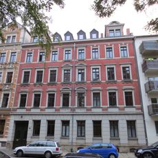 Mietshaus in geschlossener Bebauung Promenadenstraße 36