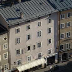 Herbert-von-Karajan-Platz 2