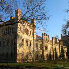 Eszterházyovský kaštieľ, kaštieľ