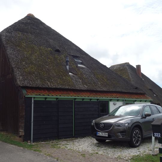 Kapschuur behorend tot het boerderijcomplex 'Heereweg 322'