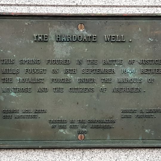 Commemorative plaque to the Hardgate Well