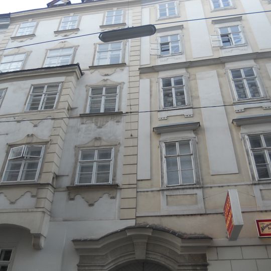 Großer Fähnrichshof