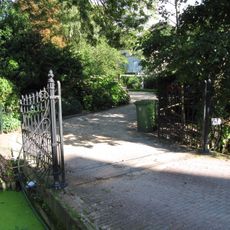 Toegangshek voor Villa Elise