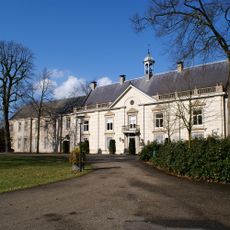 Coudewater: psychiatrische inrichting en klooster