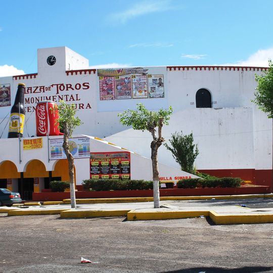Plaza de toros Vicente Segura