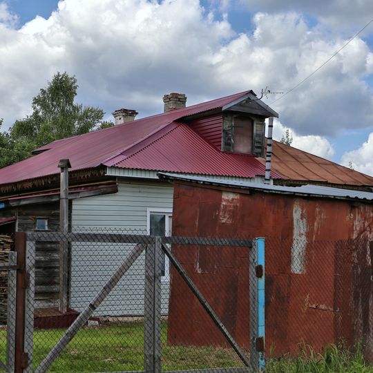 Дом жилой для служащих