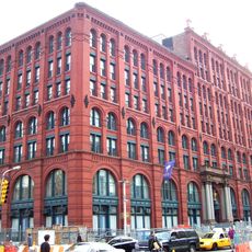Puck Building