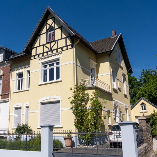 Luisenstraße 38